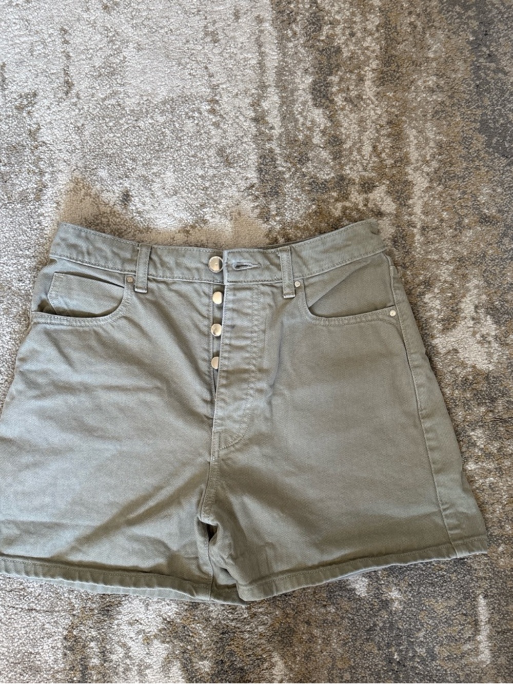 Zara High-Waist Olive Green Button-Front Shorts